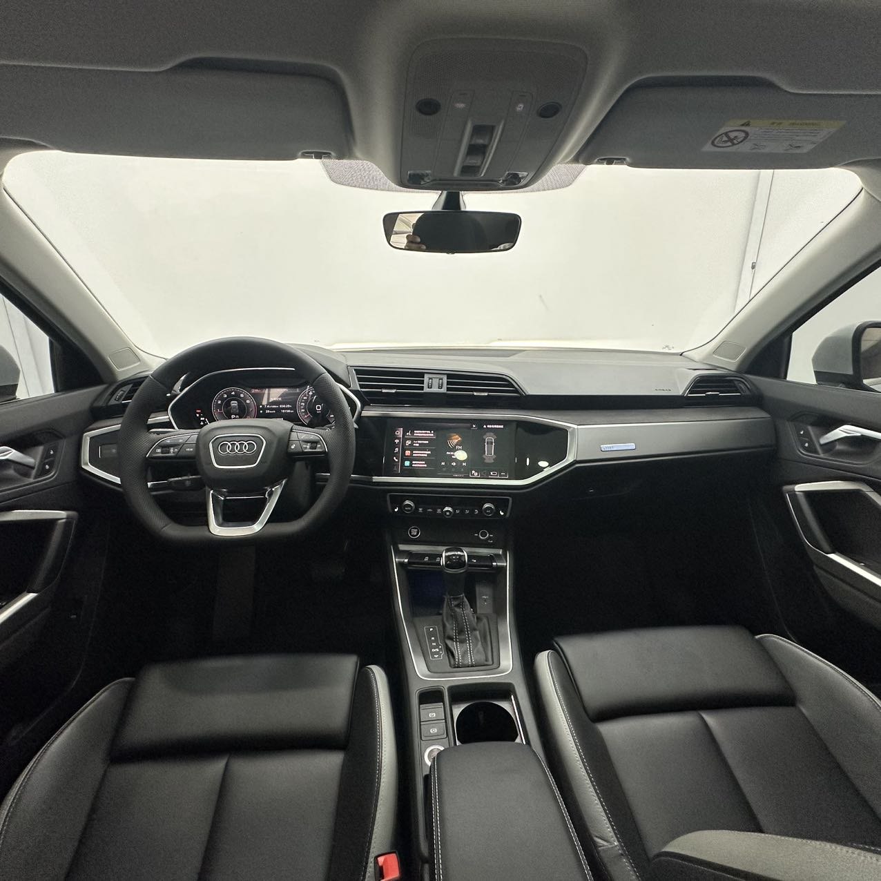 Audi Q3 из Китая: какие версии привозят и какая из них выгоднее — фото 1