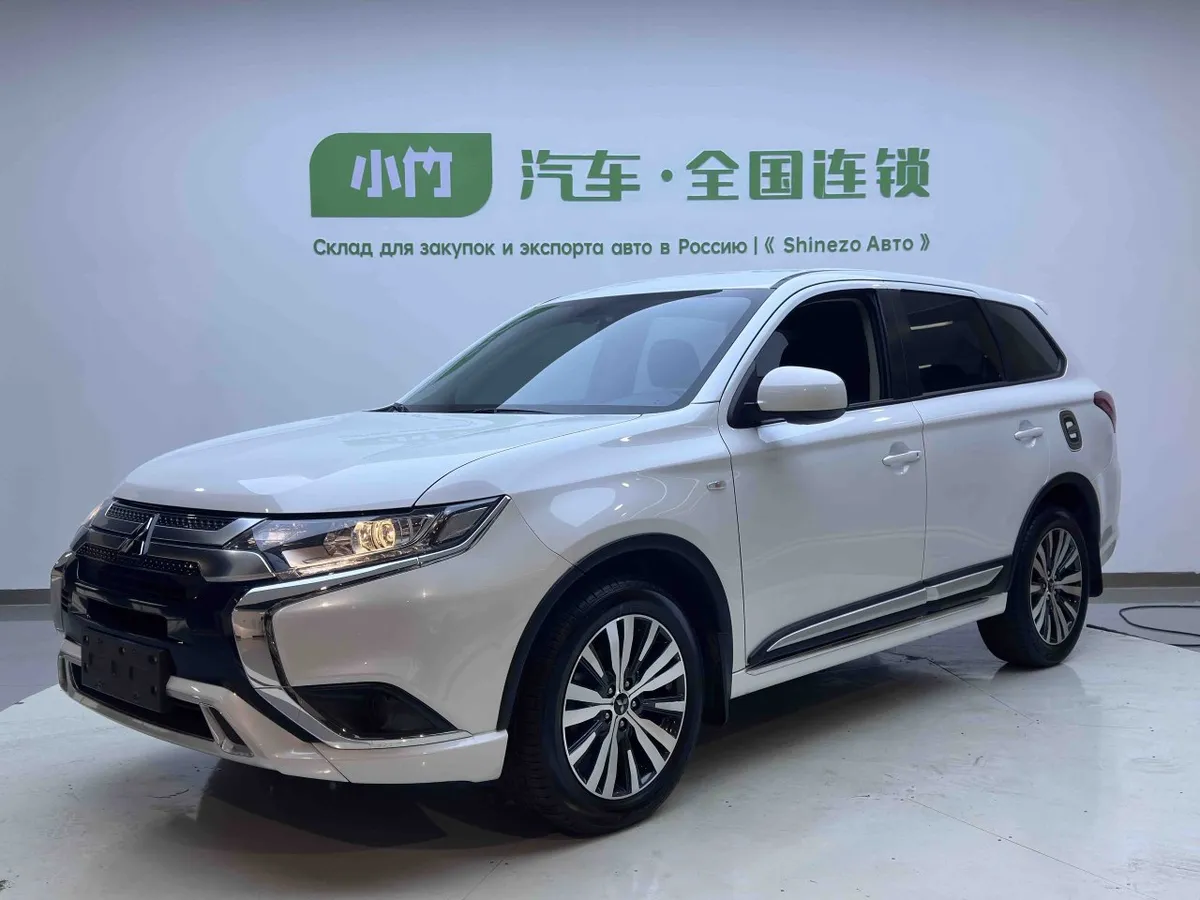 автомобиль из Китая с малым пробегом