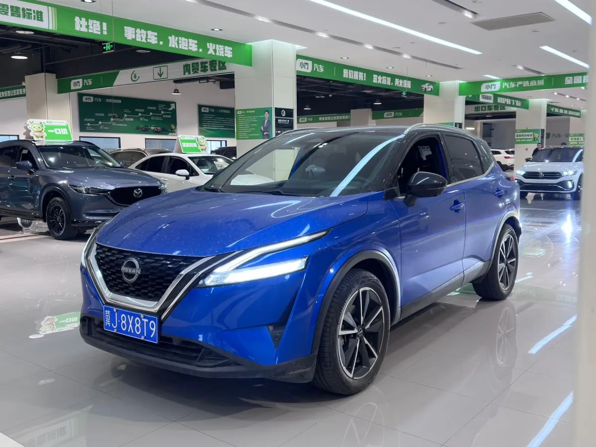 Nissan Qashqai из Китая, синий кроссовер
